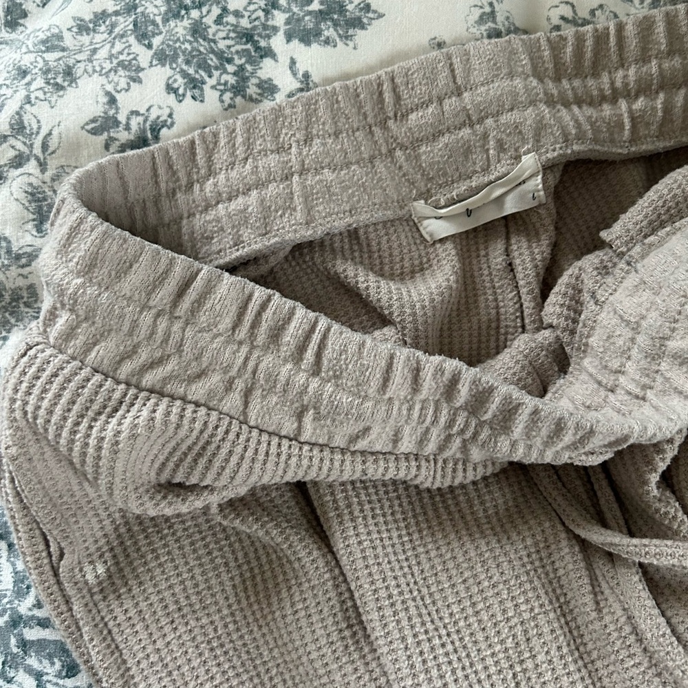Carly Jean Los Angeles Waffle Knit Joggers - Taupe - Picture 2 of 2